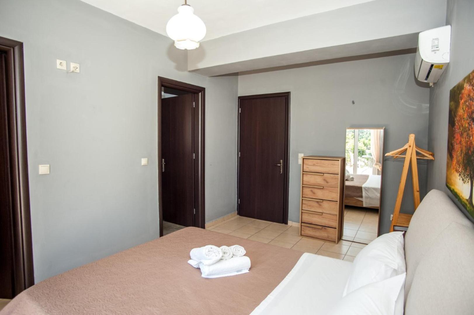 Gravanis Ir Home Pesadha Exterior photo